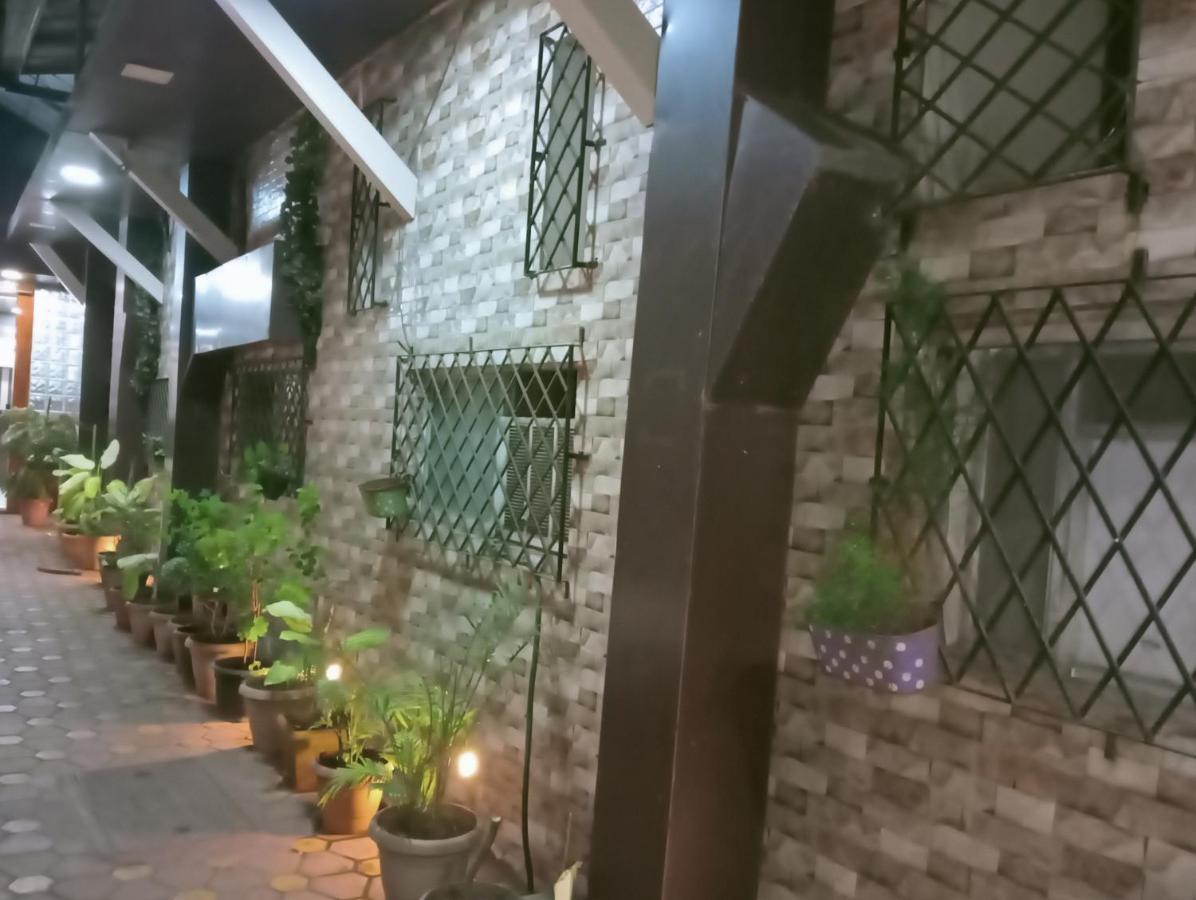 Hotel Qamar Bombaim Exterior foto